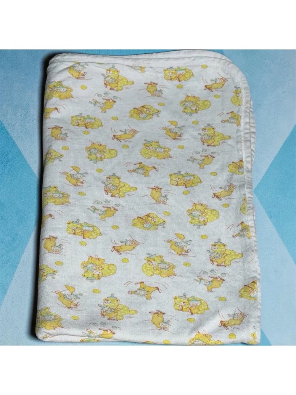 Vintage Carter's Receiving Baby Blanket Yellow Bears and Clowns 36x36